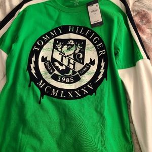 Tommy long sleeve sz LG NWT